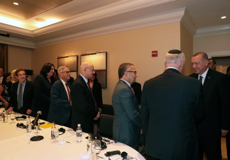 Cumhurbaşkanı Erdoğan, Musevi Vatandaşlarla Görüştü