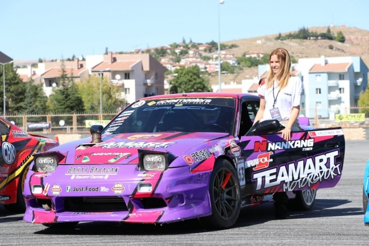 Festival Havasında Drift Şampiyonası
