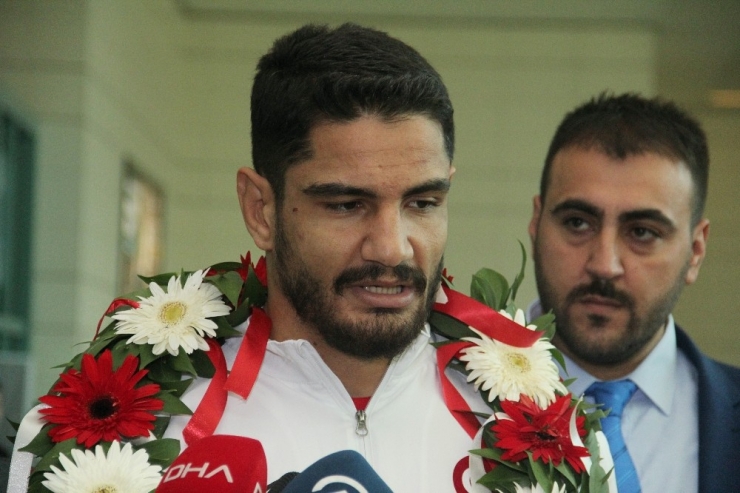 Taha Akgül: “Hedefim Tokyo’daki Olimpiyatlarda İkinci Kez Olimpiyat Şampiyonluğu”