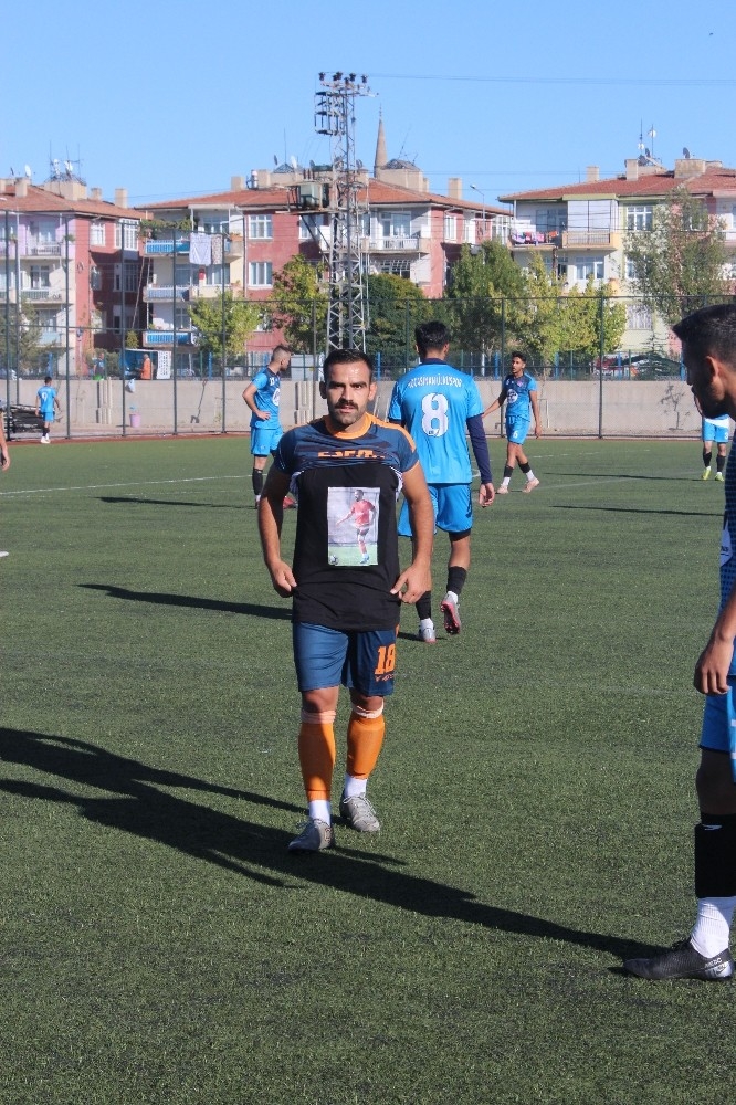 Cuma Uluçay’ı Unutmadılar