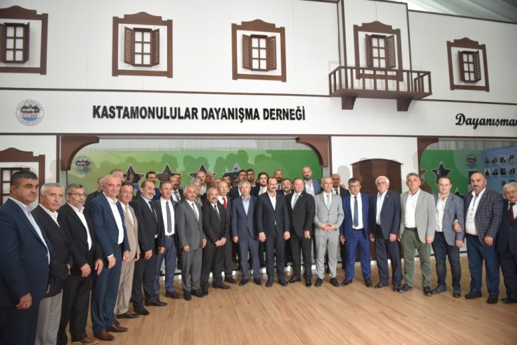 Tanıtım Günlerine Katılan Belediyelere Teşekkür Plaketi Verildi