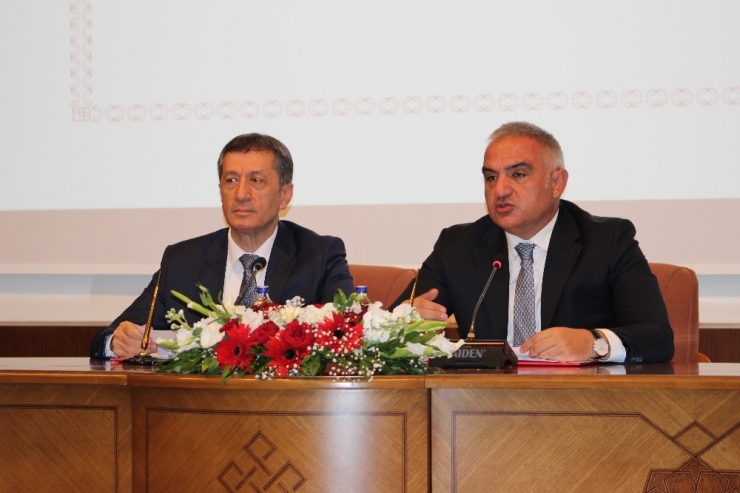 Turizm Sektöründe İstihdam Garantili Okulların Sayısı 2023’e Kadar 200’e Çıkıyor