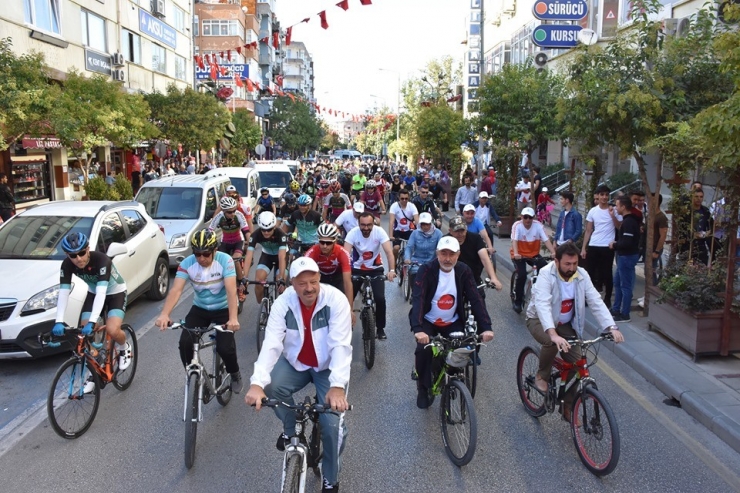 Başkan Başdeğirmen’den Isparta’ya Bisiklet Yolu Sözü