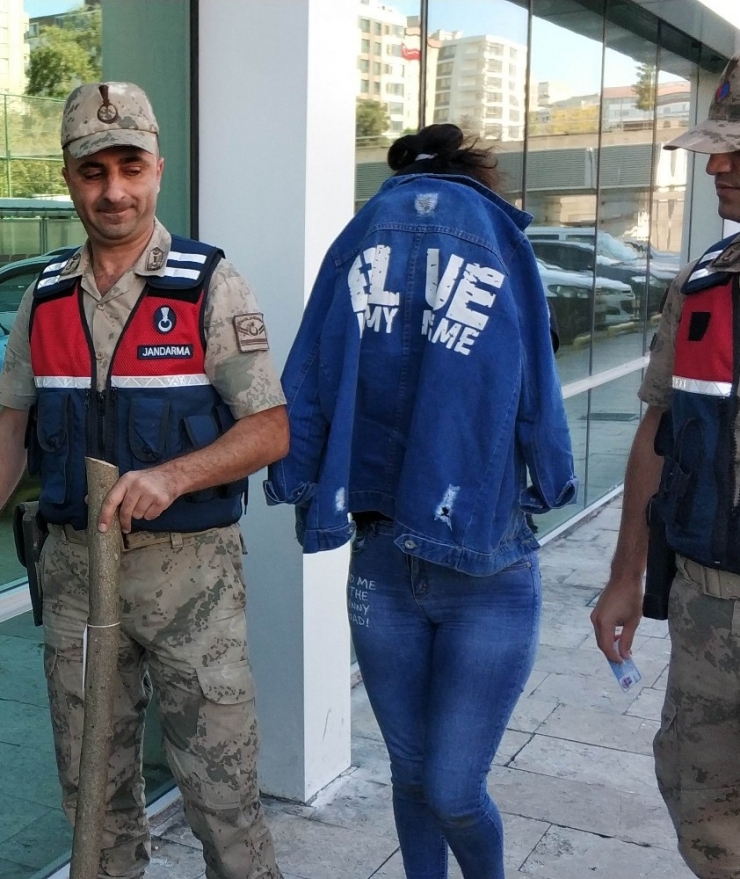 Çöp Tartışmasında Amcalarını Öldüren Genç Kızlar Adliyede