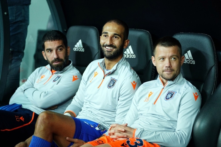 Süper Lig: Beşiktaş: 0 - M.başakşehir: 0 (Maç Devam Ediyor)