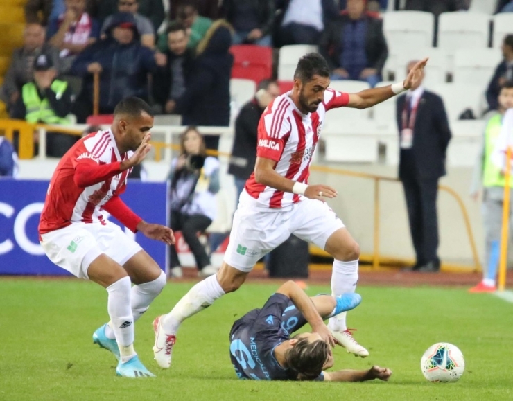 Süper Lig: Demir Grup Sivasspor: 2 - Trabzonspor: 1 (Maç Sonucu)