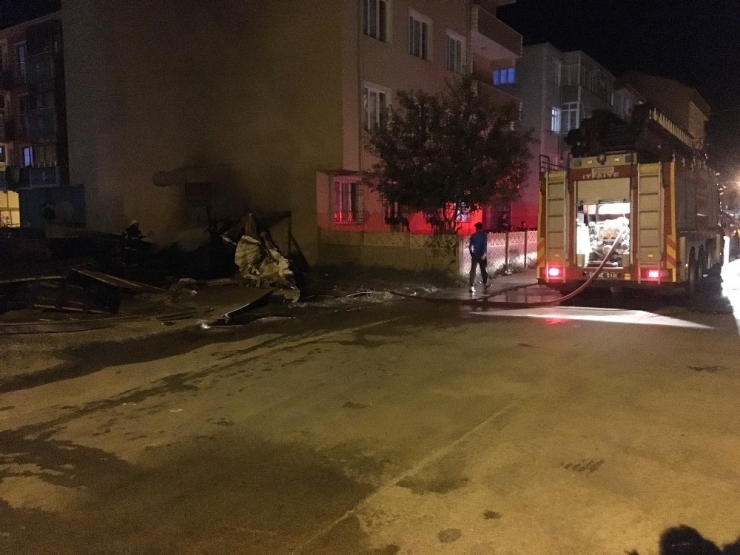 İtfaiyenin Erken Müdahalesi Faciayı Önledi