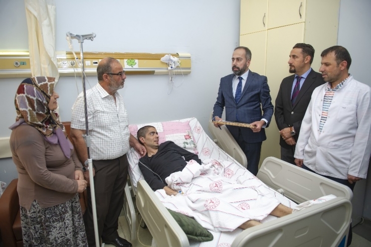 Lenfoma Hastası Üniversite Öğrencisine Diploma Sürprizi