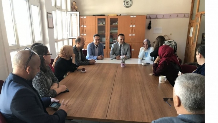 Yenice Milli Eğitim Müdürü Baykal, Öğretmenlerin Taleplerini Dinledi