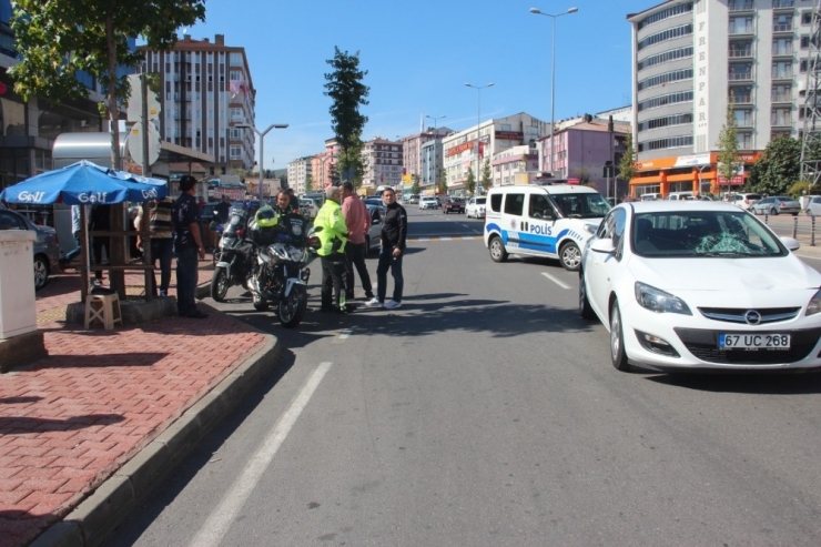 Hastaneye 10 Adım Kala Ecel Yaya Geçidinde Yakaladı