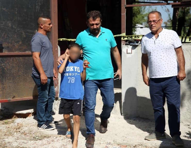 Komşuları Evinde Bıçaklanarak Öldürülen Engelli Kadın İçin Gözyaşı Döktü