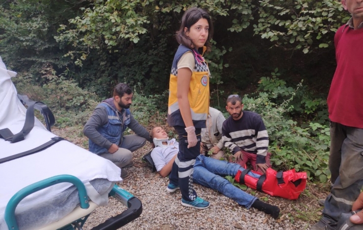 Kafa Kafaya Çarpıştılar: 2 Yaralı