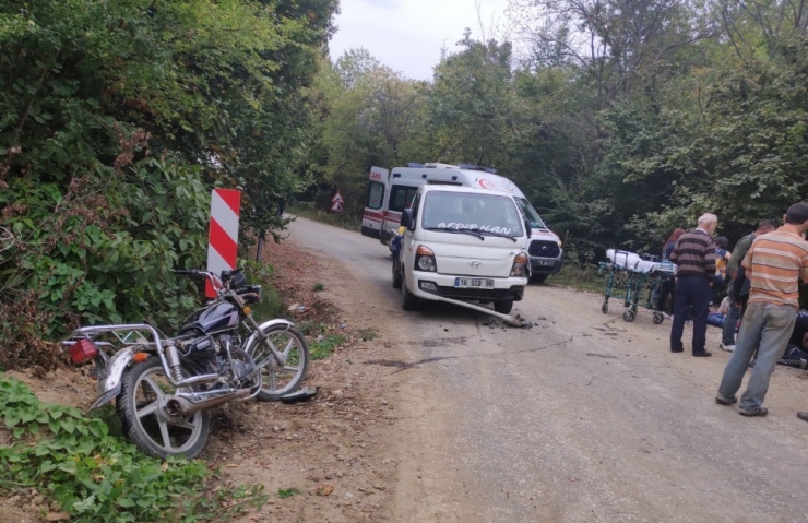 Kafa Kafaya Çarpıştılar: 2 Yaralı