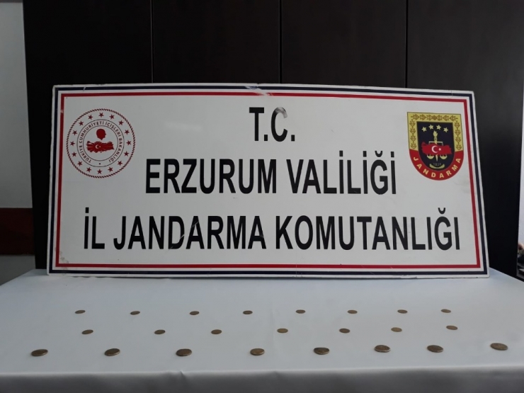 Erzurum’da Bizans Dönemine Ait 23 Altın Sikke Ele Geçirildi