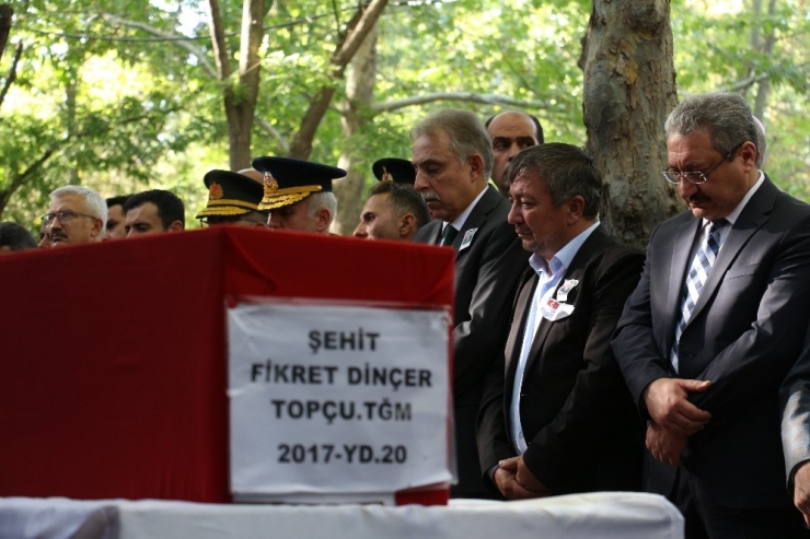Şehit Teğmen Dinçer Son Yolculuğuna Uğurlandı