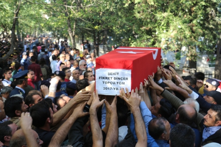 Şehit Teğmen Dinçer Son Yolculuğuna Uğurlandı