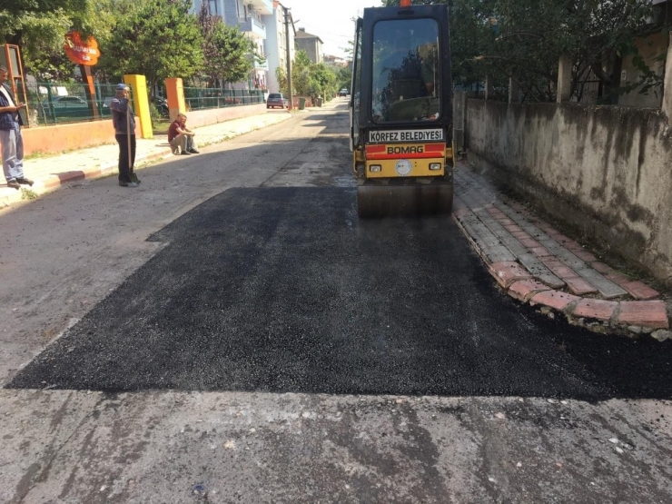 Körfez Belediyesi’nden Yol Bakım Çalışmaları