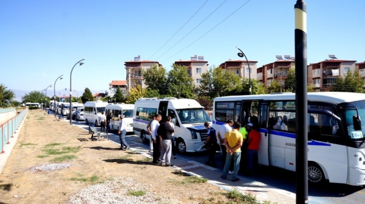 Sarıgöl’de Okul Servislerine Sıkı Denetim