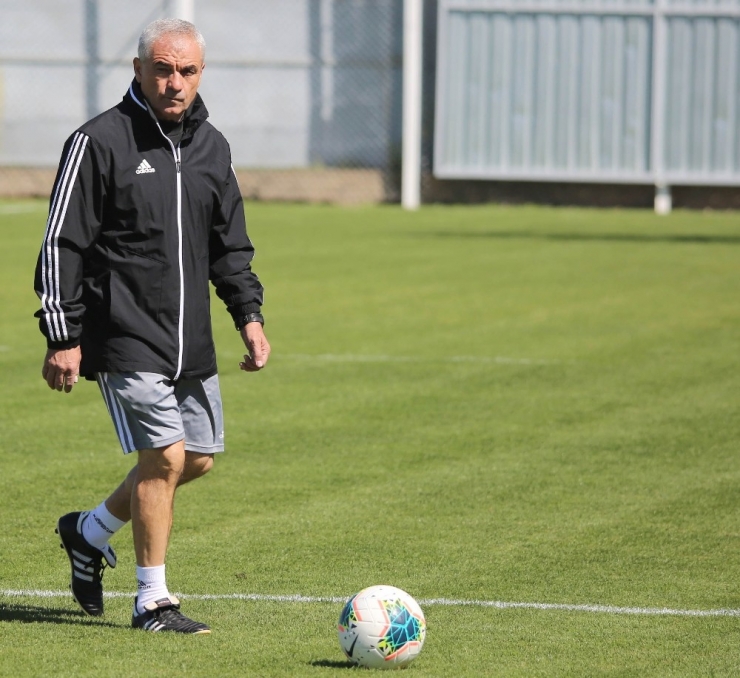 Çalımbay: “Alanyaspor Maçı Zor Olacak”