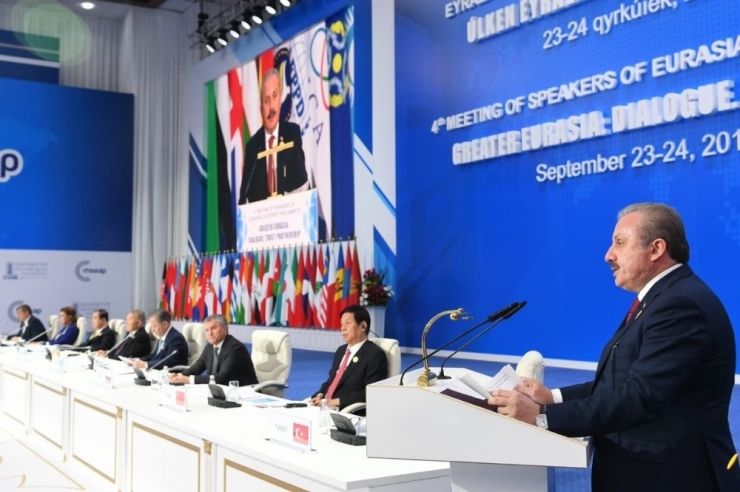 Tbmm Başkanı Şentop: "Türkiye Belki Dünyanın En Zengin Ülkelerinden Biri Değildir Ama En Cömert Ülkesidir"