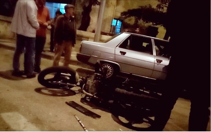 Motosikletli Otomobile Arkadan Çarptı