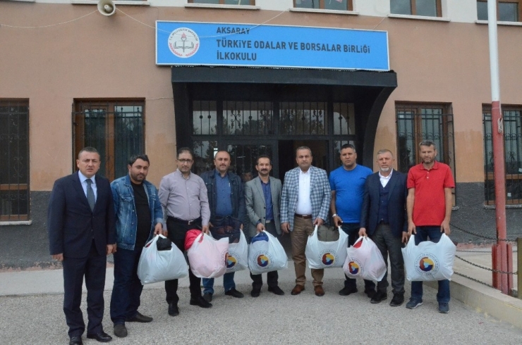 Atso’dan Öğrencilere Mont Desteği