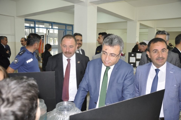 Başkan Sever Tübitak Bilim Fuarı’na Katıldı