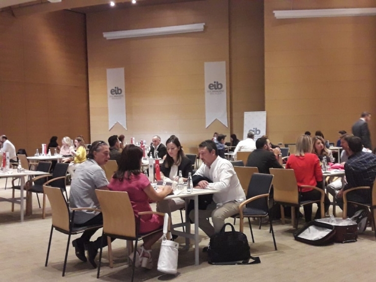 Konfeksiyon İhracatçı İle İthalatçıları Buluştu