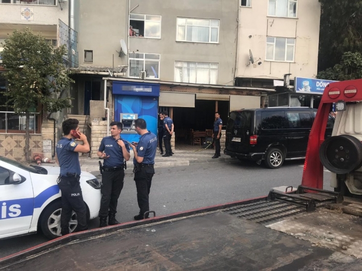 Maltepe’de Kahvehaneye Silahlı Saldırı: 3 Yaralı