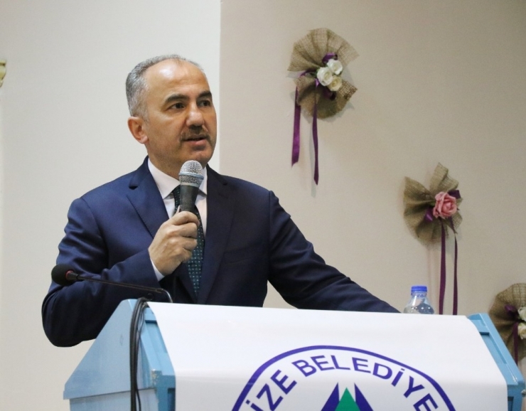 Rize’de Öğrenciler 32 Ton Elektronik Atık Topladı