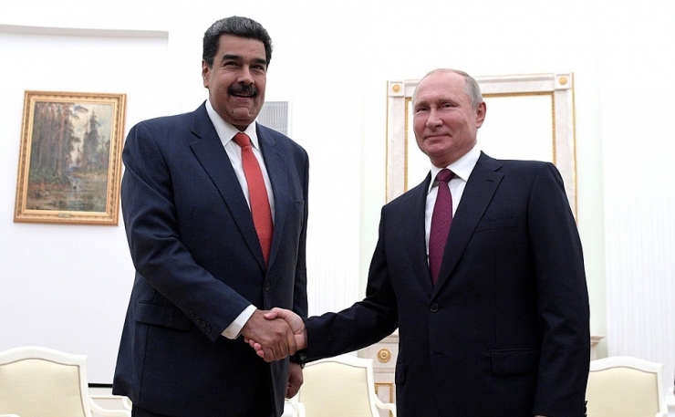 Putin: "Venezuela’nın Meşru Yönetimini Desteklemeye Devam Edeceğiz"