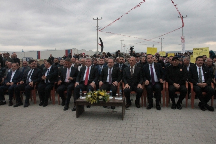 Bakan Varank: "Türkiye’nin Yarınlarını Hiç Kimseye İpotek Ettirmeyiz”