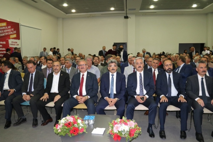 10. Van Doğu Anadolu Turizm Ve Seyahat Fuarı Kapılarını Açtı