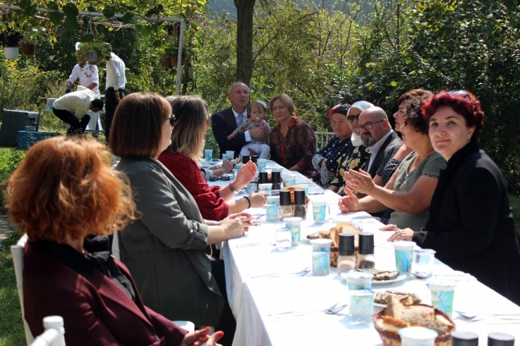 Muharrem İnce Şehit Anaları İle Bir Araya Geldi