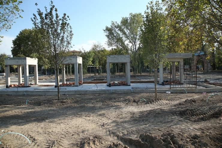 Başkan Yüce, Millet Bahçesinde İncelemelerde Bulundu