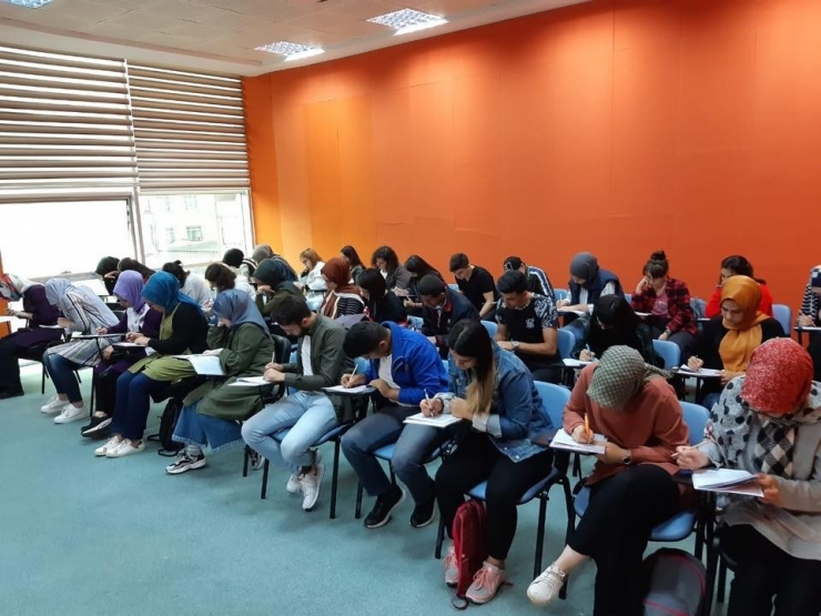 Darıca’da Üniversite Hazırlık Kursları Başladı