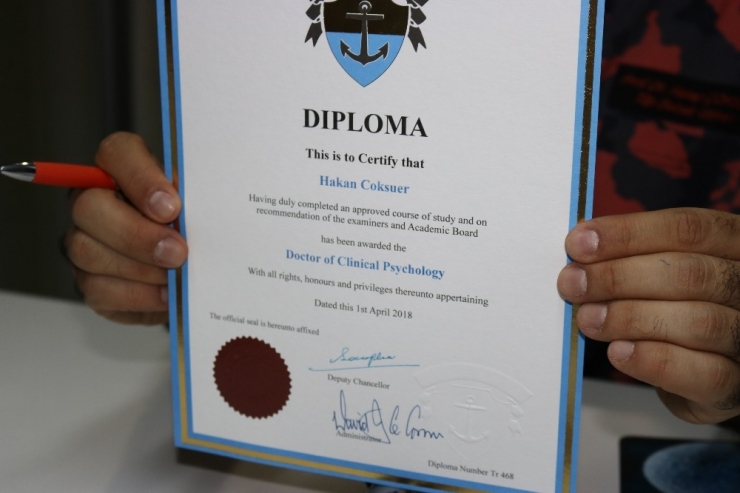 Profesör, Tüp Bebekte Başarıyı Arttırmak İçin ’Klinik Psikoloji’ Alanında Doktora Yaptı