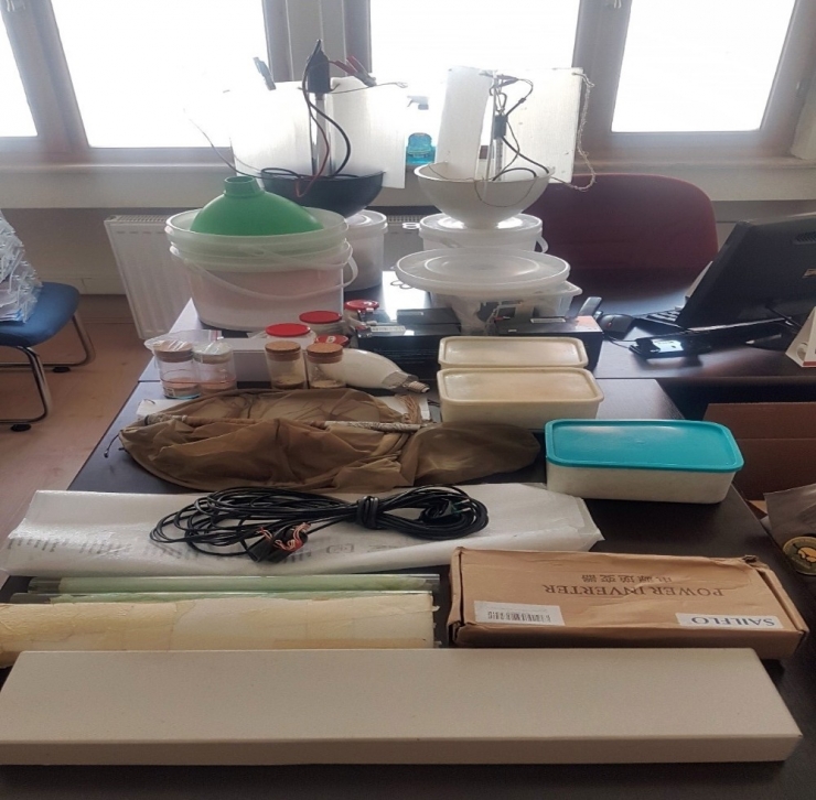 İtalyan Ve Macar Biyokaçakçılara Suçüstü