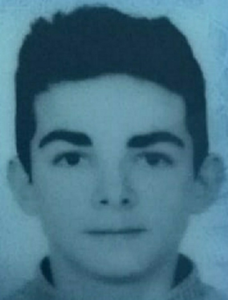 Kavgayı Ayırmak İsterken Darp Edilen Çocuk Hayatını Kaybetti