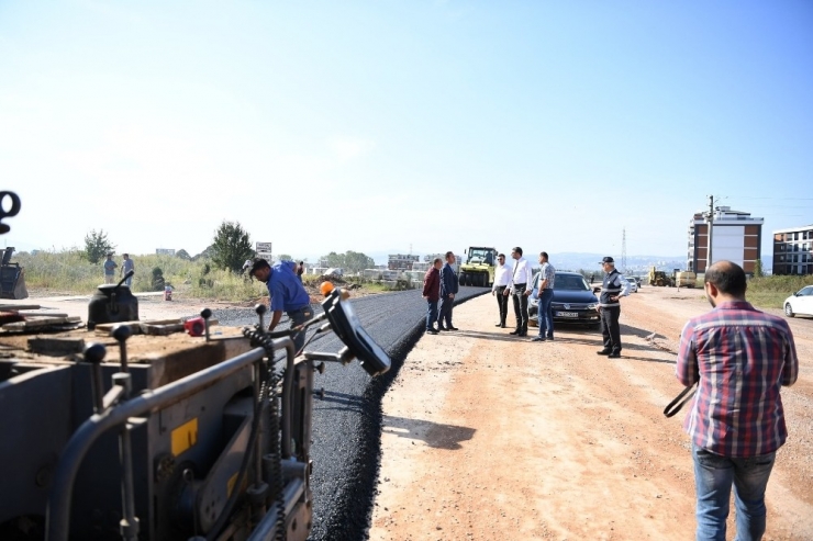Kartepe Kent Meydanı’nda Çalışmalar Sona Yaklaşılıyor