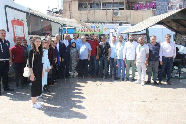 Ak Partililer “Damlaya Damlaya Can Olur” Kampanyasına Destek Verdi