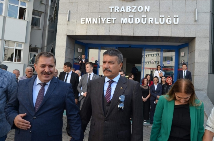 Emniyet Müdürü Çevik Yeni Görevine Atma Türkü İle Uğurlandı