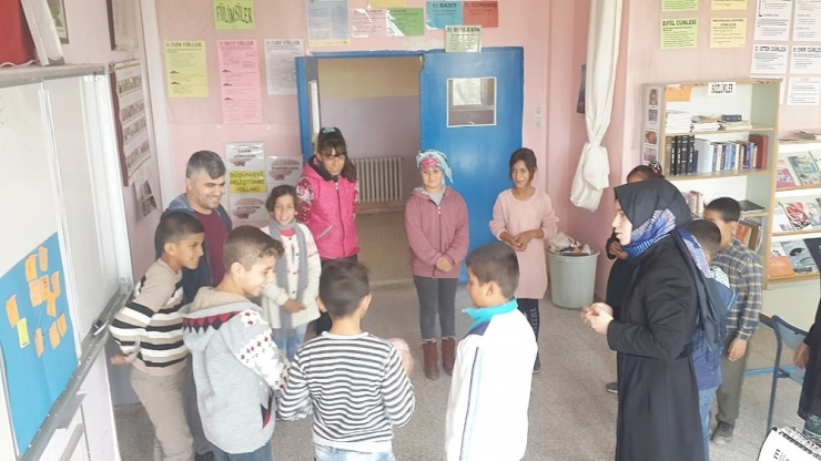 Okullarda Beslenme Ve Hijyen Konularında İnteraktif Eğitimler Verdi