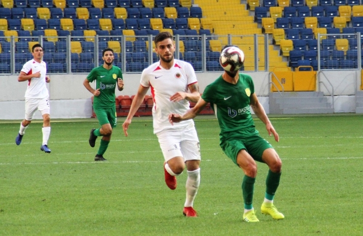 Ziraat Türkiye Kupası: Gençlerbirliği: 2 - Osmaniyespor Fk: 0