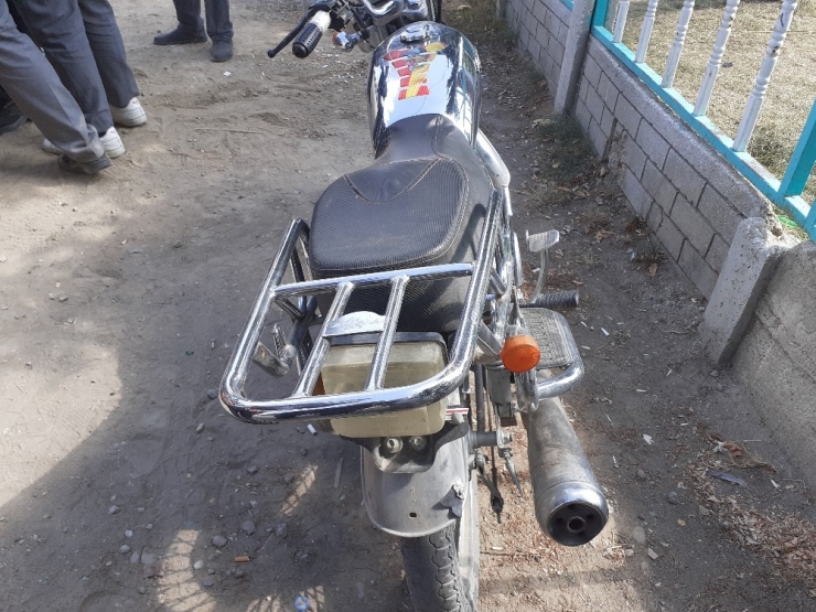 Şuhut’ta Tescilsiz Motosikletler Toplanıyor