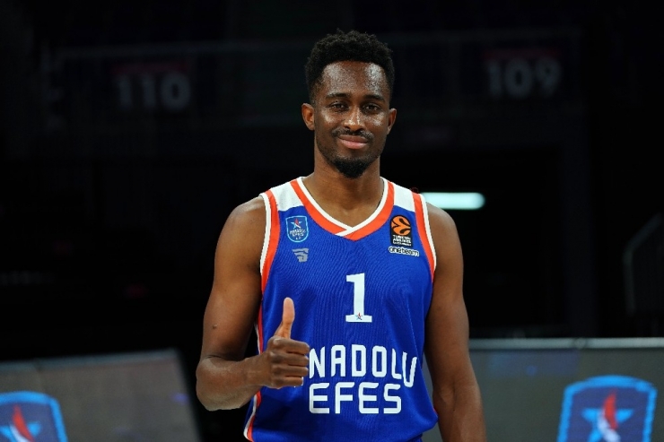 Rodrigue Beaubois: “Geçtiğimiz Yıl Harikaydı Ama Bu Yıl Daha Da Üste Çıkmak İstiyoruz”