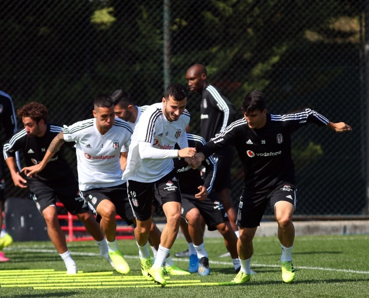 Beşiktaş Kondisyon Ve Taktik Çalıştı