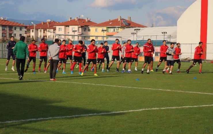Osman Özköylü: “Beklediğimizden Biraz Daha Eksikleri Olan Takım Gördük”