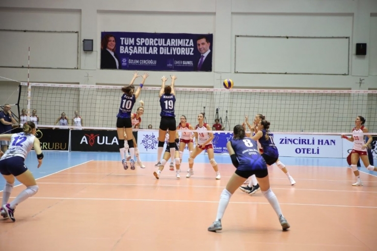 Aydın’ın Sultanları Dolu Dizgin