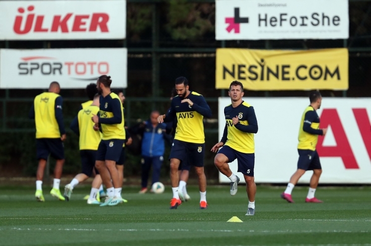 Fenerbahçe Derbi Hazırlıklarını Tamamladı